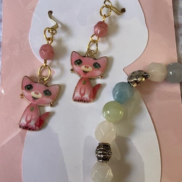 Pair of Cat Earrings and Beaded Stretch Bracelet - Picture 2 of 3